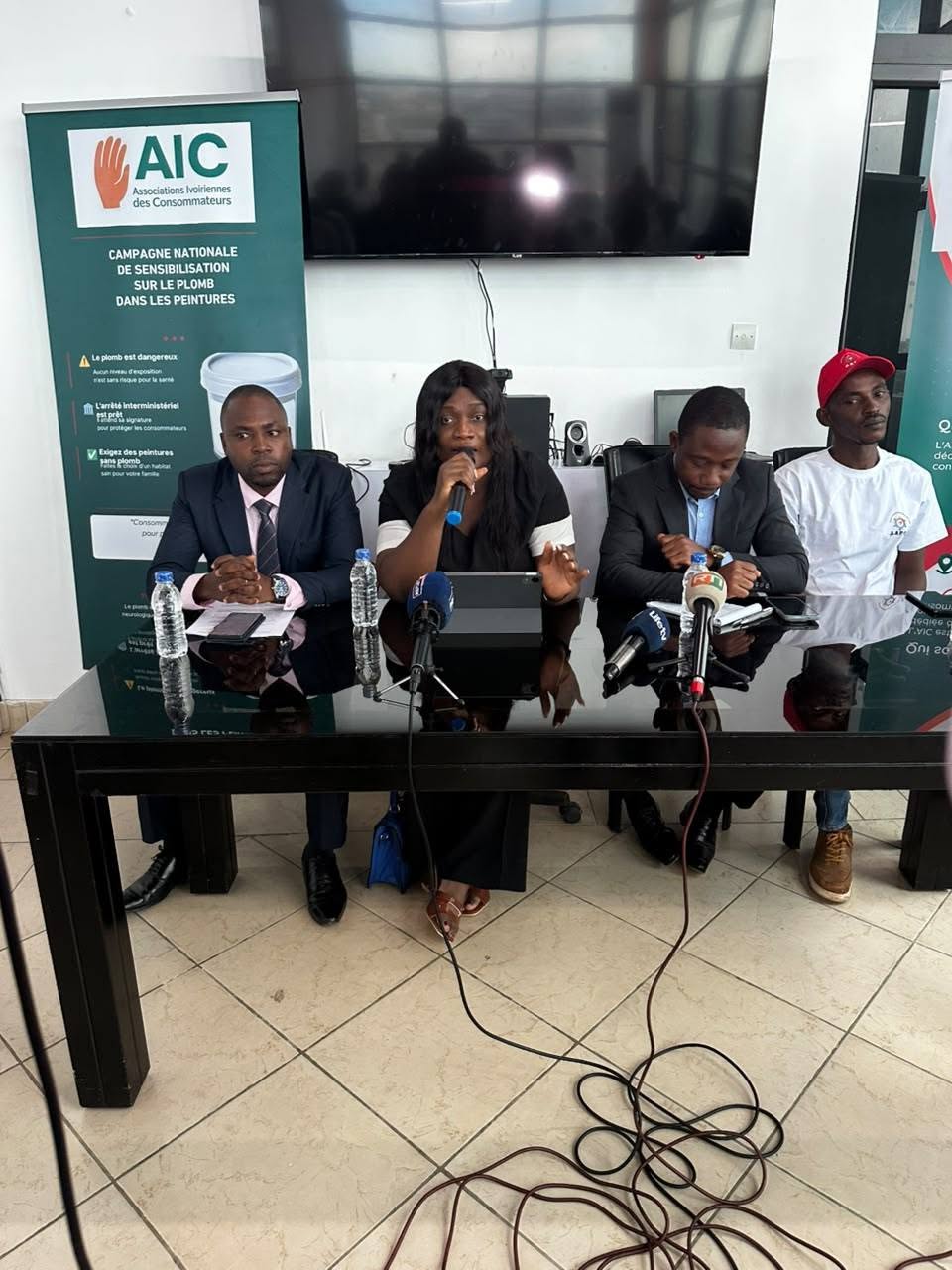 Conférence de presse de l'AIC sur les dangers du plomb dans les peintures